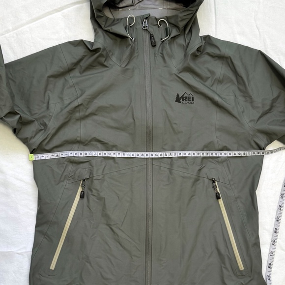 REI Drypoint GTX Gore-Tex rain jacket, women's M, sage green, NWOT - Picture 9 of 11